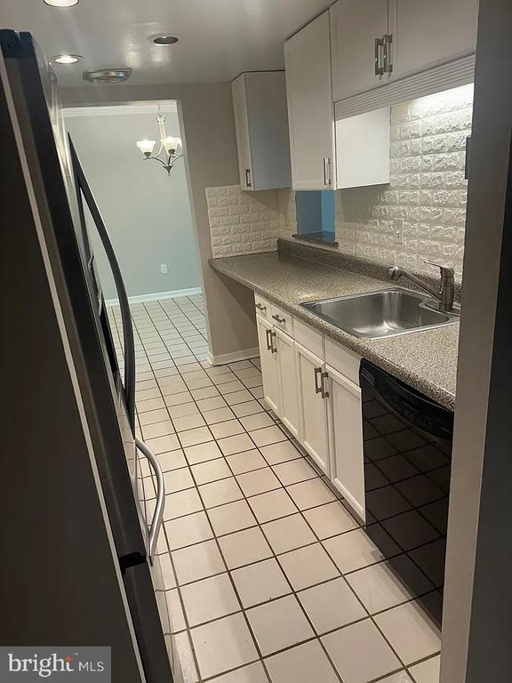 172 Drummers Ln in Wayne, PA - Building Photo - Building Photo