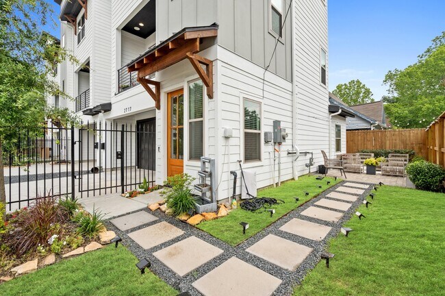 2717 Drew St in Houston, TX - Building Photo - Building Photo