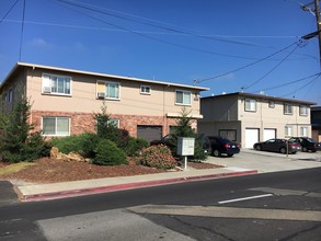 450 N Winchester Blvd in Santa Clara, CA - Building Photo - Building Photo