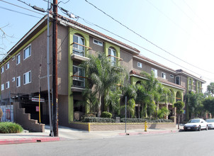 Cordary Apartments in Hawthorne, CA - Building Photo - Building Photo