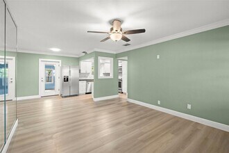 78 Lexington Dr in Dunedin, FL - Foto de edificio - Building Photo