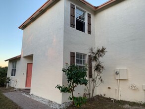 5110 Rambler Rose Way in West Palm Beach, FL - Building Photo - Building Photo