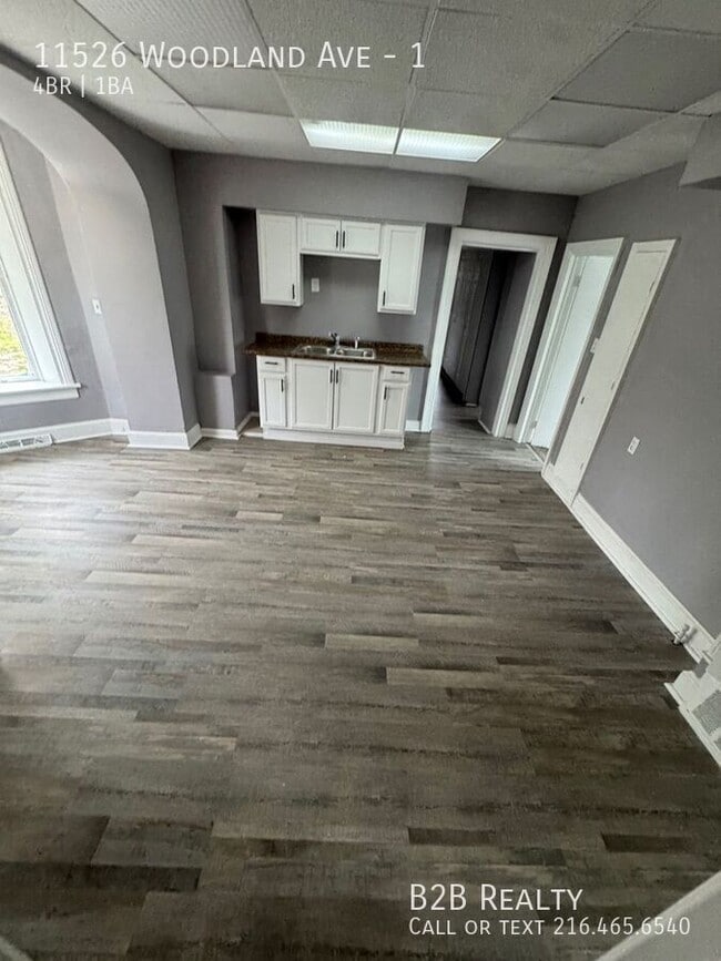 property at 11526 Woodland Ave