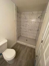 5749 Sea Breeze Ave in Las Vegas, NV - Building Photo - Building Photo