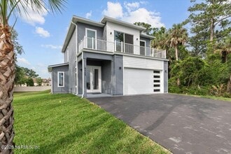 5405 Heckscher Dr in Jacksonville, FL - Building Photo - Building Photo