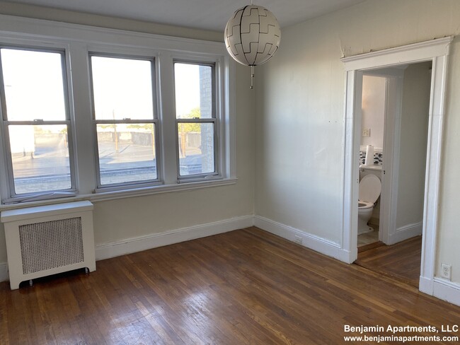 property at 121 Brainerd Rd