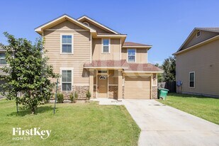 4011 Anton Dr in San Antonio, TX - Building Photo