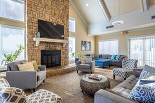 Woodcrest in Kansas City, MO - Building Photo