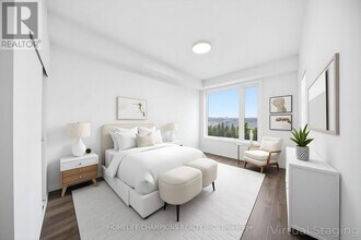 3175 Denison St in Markham, ON - Building Photo - Building Photo