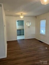 63 Oak Hill Dr in Asheville, NC - Building Photo - Building Photo