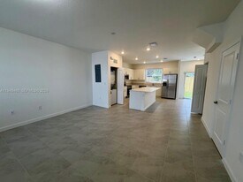 254 SE 10th St in Homestead, FL - Building Photo