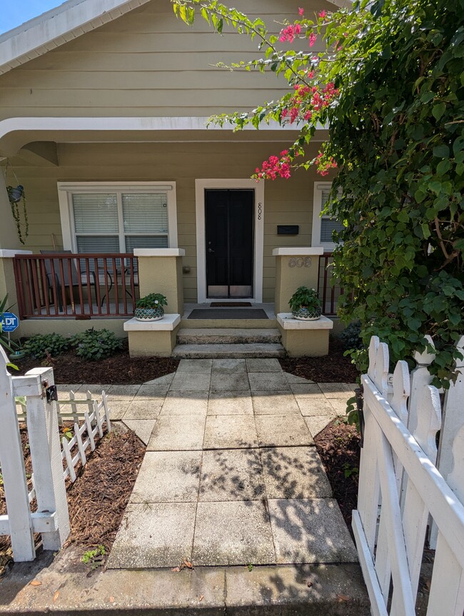 property at 808 9th Ave N