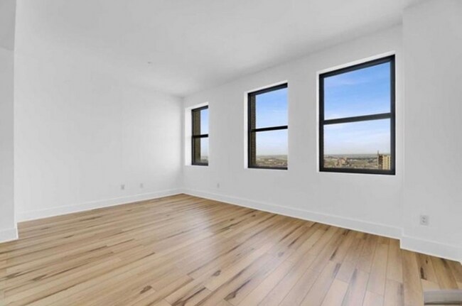 4 Beacon Way in Jersey City, NJ - Building Photo - Building Photo