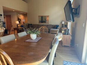 14538 Tyrol Rd in Truckee, CA - Building Photo - Building Photo