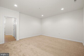 129 Hearth Ct in Baltimore, MD - Building Photo - Building Photo