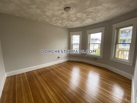 6 Kingsdale St in Boston, MA - Building Photo - Building Photo