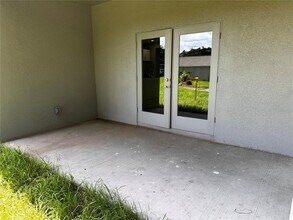 10805 Juliann Rd in Tampa, FL - Building Photo - Building Photo