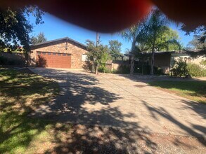 12523 La Vida Ln in Wilton, CA - Building Photo - Building Photo