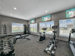 Stratford Pointe in Waukee, IA - Building Photo - Building Photo