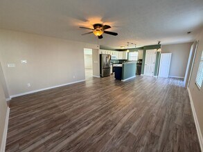 1883 Creekstone Dr in Columbus, IN - Building Photo - Building Photo