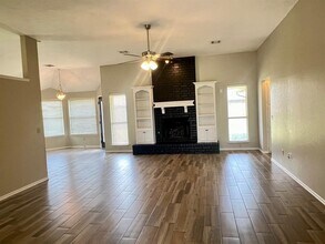 9300 Buttonwood Ave in Oklahoma City, OK - Building Photo - Building Photo