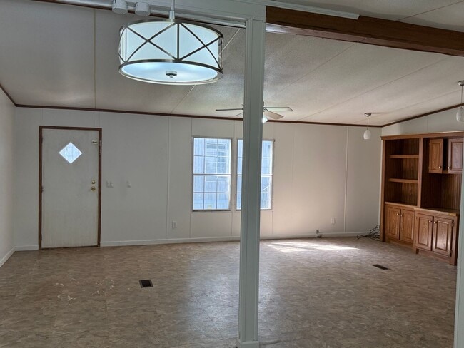 property at 224 Crestwood Cir
