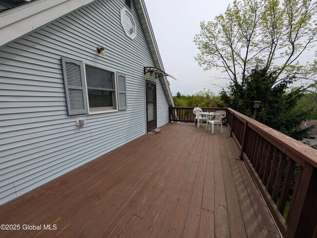 25 Mt Hope Ave in Ticonderoga, NY - Building Photo - Building Photo