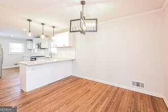 1512 Knollwood Terrace in Decatur, GA - Building Photo - Building Photo