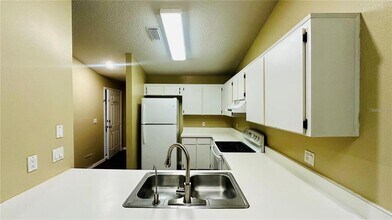 11755 Cuxham Dr in Orlando, FL - Building Photo - Building Photo