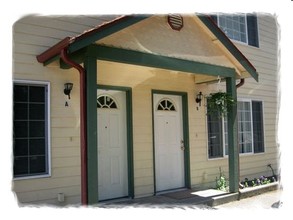 Victorian Apartments in Lacey, WA - Foto de edificio - Building Photo