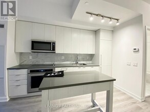 38-738 Iannuzzi St in Toronto, ON - Building Photo - Building Photo