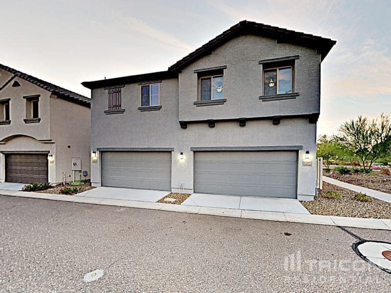 12597 W Lindbergh Dr in Peoria, AZ - Building Photo