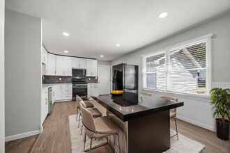 115 E Sycamore Rd in Old Monroe, MO - Building Photo - Building Photo