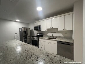 2 Hawthorne Pl, Unit 3M in Boston, MA - Building Photo - Building Photo