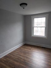6005 N Woodstock St in Philadelphia, PA - Building Photo - Building Photo