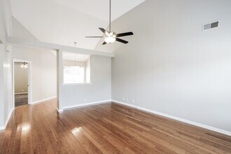 1061 Cedar Creek Village Rd in Mount Juliet, TN - Building Photo - Building Photo