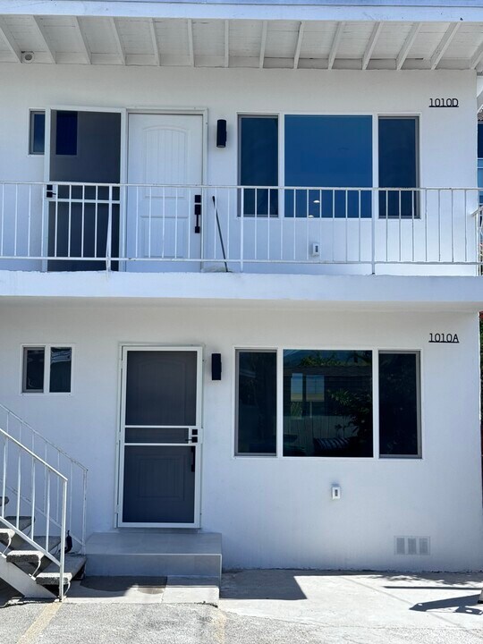 1010 Orange Grove Ave, Unit D in Glendale, CA - Building Photo