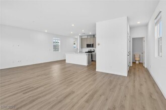 4153 Texas Lilac Ave in Las Vegas, NV - Building Photo - Building Photo
