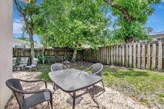 1816 SW 21st St in Fort Lauderdale, FL - Building Photo - Building Photo