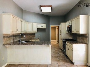 6 Chimney Rock in Wichita Falls, TX - Building Photo - Building Photo