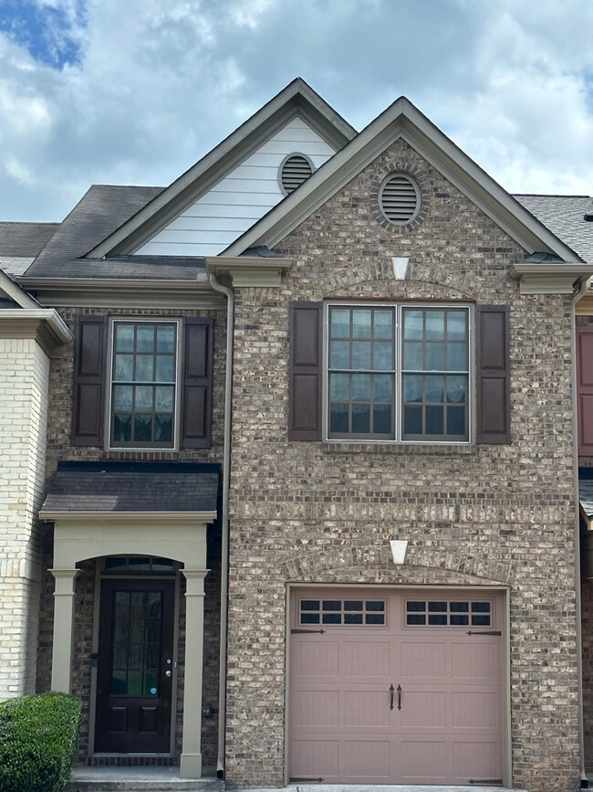 property at 352 Beynon Ter