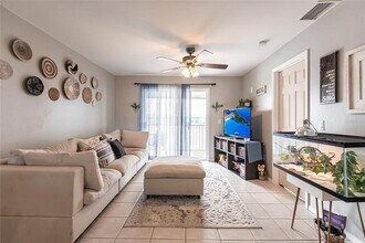 3310 Loveland Blvd in Port Charlotte, FL - Building Photo - Building Photo