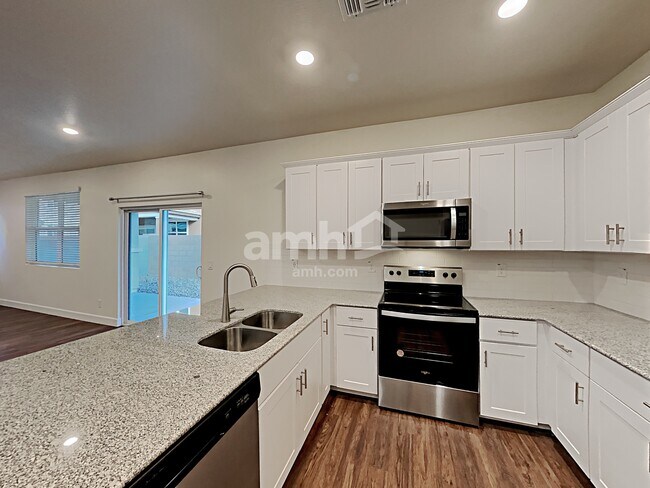 622 W Harbor Dr in Gilbert, AZ - Building Photo - Building Photo