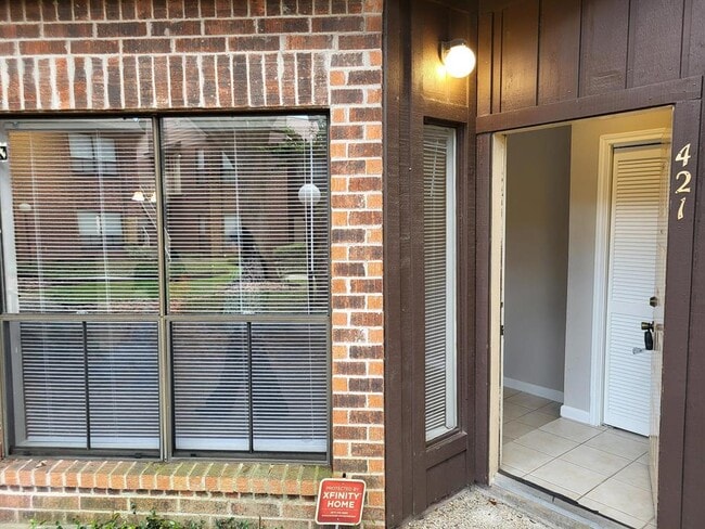 property at 3130 Walnut Bend Ln