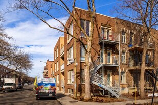 2301-2305 Guindon Tsse in Montréal, QC - Building Photo