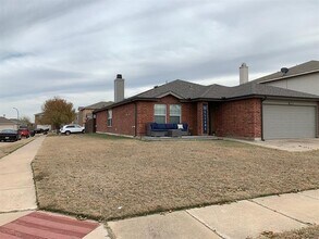 912 Mosaic Dr in Fort Worth, TX - Building Photo - Building Photo