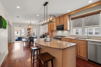 7 Quincy St in Watertown, MA - Building Photo - Building Photo