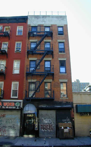 219 Avenue B in New York, NY - Foto de edificio