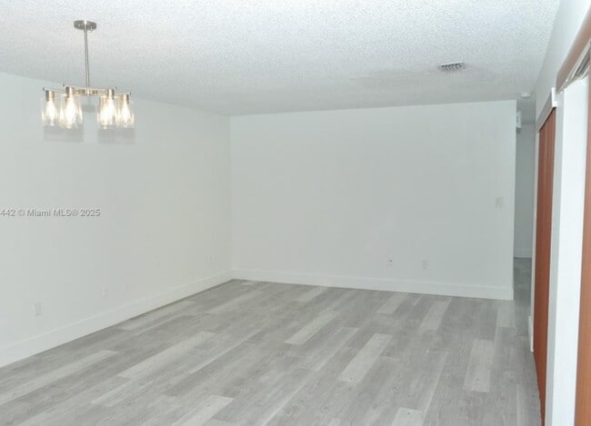 13492 SW 38th Ln in Miami, FL - Building Photo - Building Photo