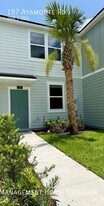 197 Ayamonte Rd in St. Augustine, FL - Building Photo